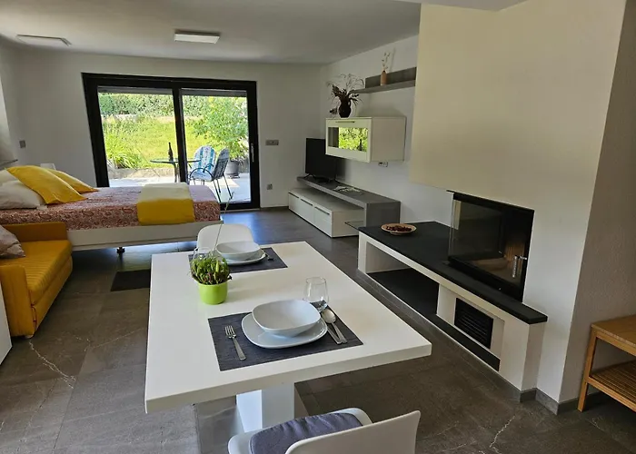 בית כפרי Red Riding Hood *